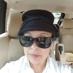 Meet your Posher, Sylvia